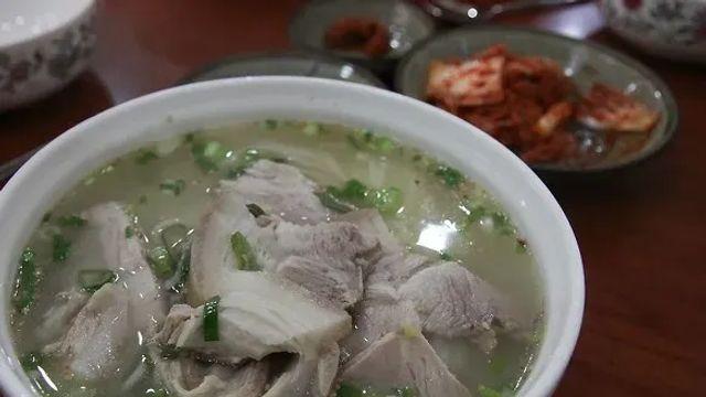 제주도 고기국수 함 먹어보고 싶다