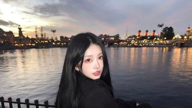 최준희, 눈·윤곽 성형 후 물오른 미모…청순미 넘쳐