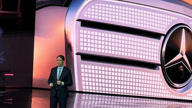 올라 칼레니우스 벤츠 회장,  