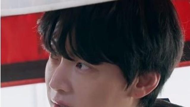 안재현, 글로벌 인기 안 죽었다…외국인 인터뷰 성공 