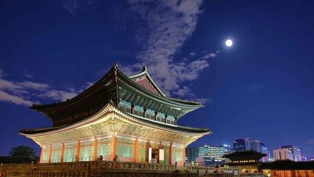 서울 가볼 만한 곳, 역사와 문화, 활기가 공존하는 가을 도시 여행