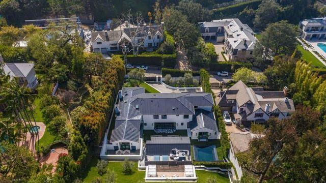 리한나의 190억 LA 베벌리힐스 저택