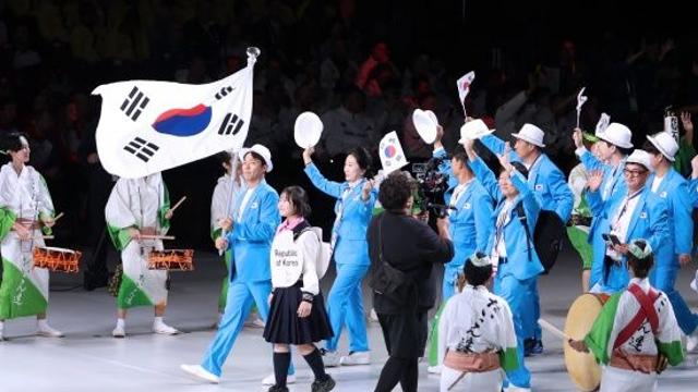 2025 도쿄 데플림픽 흥겨운 개회식…한국 종합 10위 목표→12일간 열전 돌입