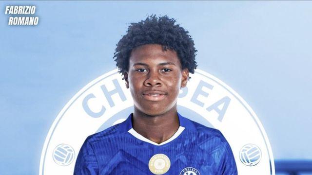 Here We Go 기자 컨펌! “첼시, 16세 에콰도르 유망주 센터백 영입...2028년 1월부터 합류”