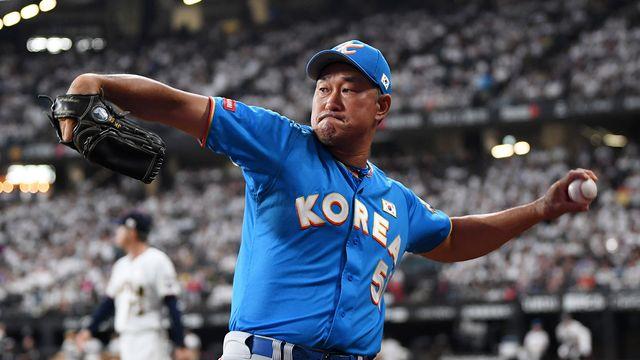 '코칭스태프 개편' SSG, 왜 봉중근에게 손 내밀었나 