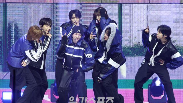 아이딧, 청량함부터 강렬함…반전 매력으로 뜨겁게 달궜다 [2025 KGMA]