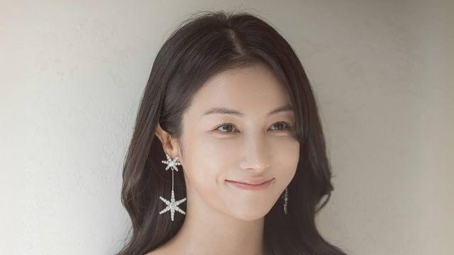 김옥빈, 결혼 앞둔 소감 “예비 신랑 곁에 있으면 늘 웃게 돼” [전문]