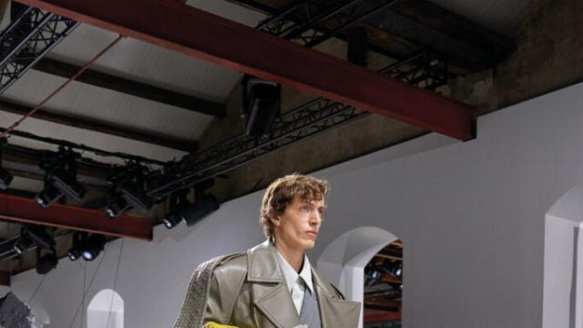 루이스 트로터의 NEW 보테가 베네타 컬렉션 | 마리끌레르