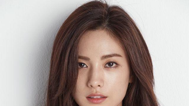 '흉기 강도 침입' 나나 부상, 모친 의식 잃었다...소속사 