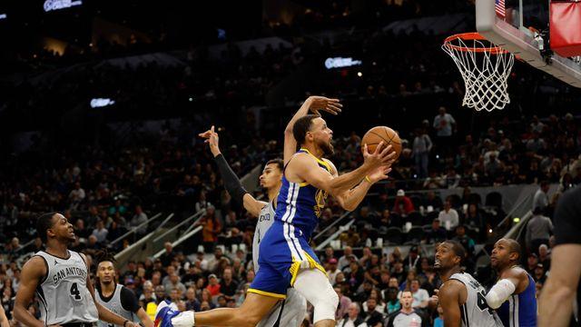 GWS, 샌안토니오에 1점 차 신승...커리 49득점 원맨쇼로 웸반야마 압도