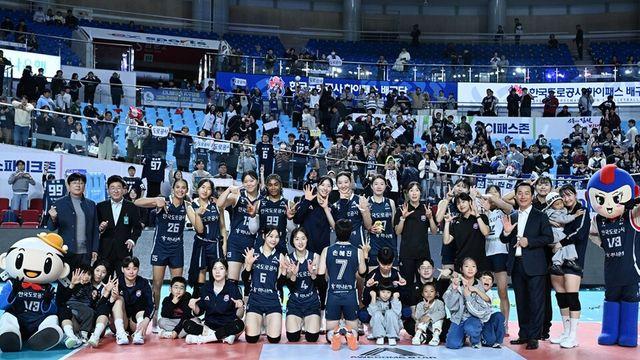 프로배구 한국도로공사, 현대건설 꺾고 7연승 행진… KB손해보험은 선두 복귀