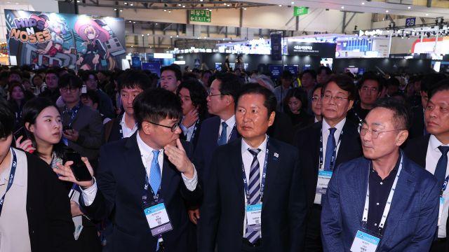 정청래, 지스타 발언 논란에 “팬들께 상처…제 불찰” 사과