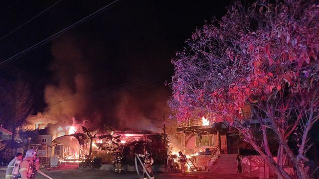 여주 한 식당서 불…주택가로 확산돼 4명 대피