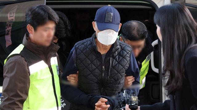 ‘21명 사상’ 부천 시장 돌진 운전자 구속…“도주 우려”