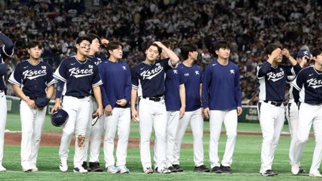 '일본전 사사구 11개' 생각보다 더 냉혹했던 한국야구 현실