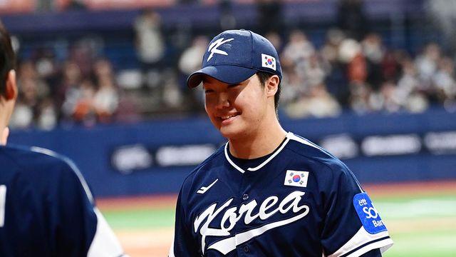 초대박! 류지현 감독 꽁꽁 숨긴 이유 있었네…16일 한일전 2차전 선발 '정우주' 깜짝 예고 [도쿄 현장]