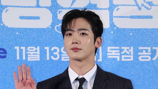 김요한이 달라졌어요… 진한 키스신 담은 ‘제4차 사랑혁명‘