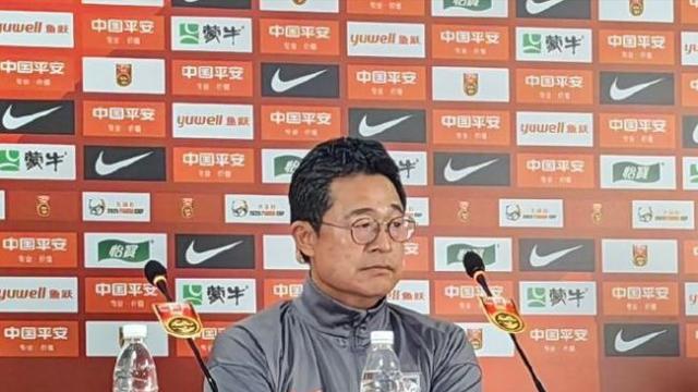 한국 축구 굴욕+치욕! 중국전 0-2 완패…