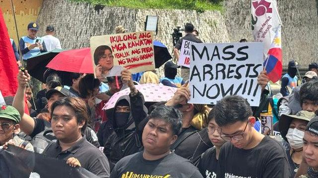 필리핀서 대규모 반부패 시위…'홍수 스캔들' 항의 고조