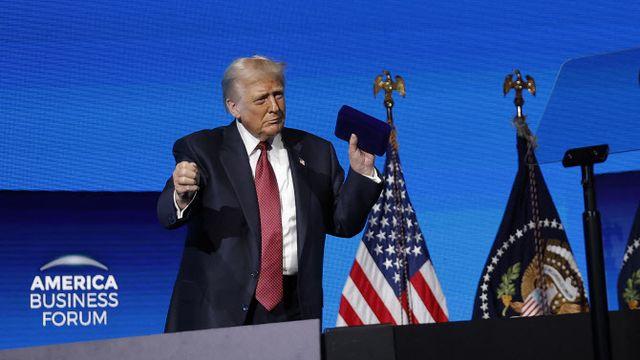 트럼프 2기, 대내외 정책 모두 ‘암초’…무당파 이탈에 지지 흔들