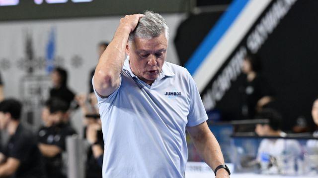 프로배구 판정 시비…사과하려 다가가자 '터치 네트 반칙'