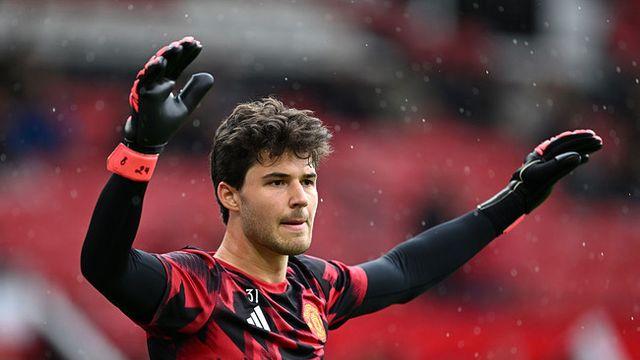 ‘명장’ 퍼거슨의 특급 칭찬→“라멘스 잘 하더라, 맨유 이제 개선 이뤄 점점 좋아지고 있어”