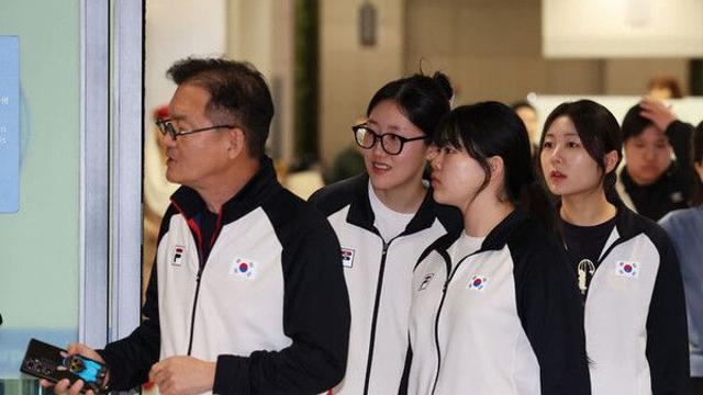 '금빛 총성' 양지인·오예진·오세희, 사격 세계선수권 마치고 귀국