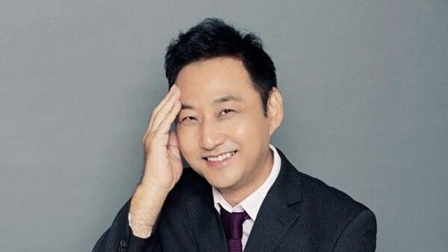 [스타&헬스] 김수용, 유튜브 촬영 중 의식 잃고 쓰러져 '응급실行'… CPR 응급처치 후 중환자실 입원 치료 중