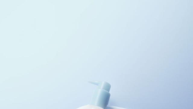 언제나 촉촉한 수분 클렌징, 토리든 ‘다이브인 저분자 히알루론산 클렌징 밀크’