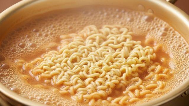 고기 건더기 푸짐하다…유명 맛집 라면 맛 구현한 '한국 라면', 전국 확대 출시