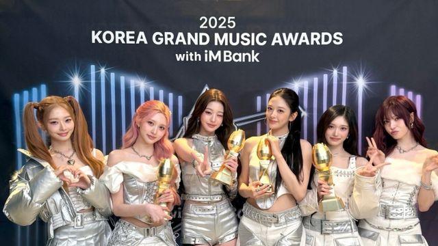 아이브 ‘2025 KGMA’서 대상 포함 4관왕... “무대로 보답할 것”