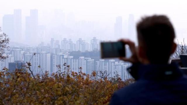 월급 한 푼 안쓰고 14년 모아야 서울에 '내 집' 마련…수도권은 8.7년