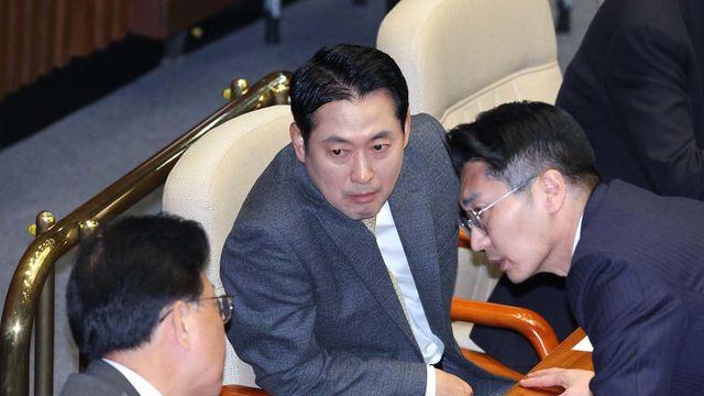 국민의힘 지지율은 왜 이렇게 오르지 않는 것일까