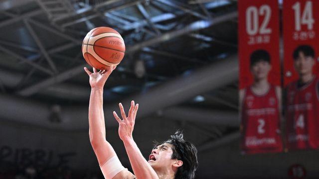 프로농구 선두 LG, 2위 정관장에 완승…타마요+마레이 48점