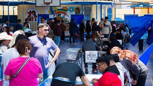 칠레 대선투표 종료…'공산당 소속 vs 극우' 결선 가능성(종합)