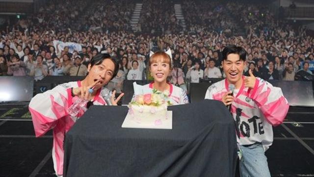 '결혼 앞둔' 코요태 신지, 울산서 흥 폭발…DJ DOC 게스트 출격 