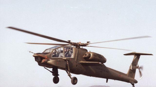 세계 최강 아파치 헬기 탄생 50주년…보잉, 美 애리조나서 기념식 열어