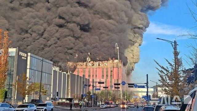 천안 이랜드 물류센터 화재 발생 60시간 만에 '완진'