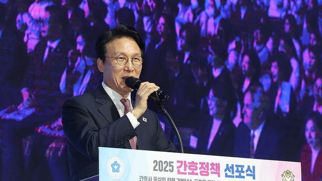 간호協 행사 찾은 金총리 