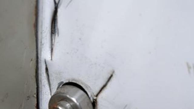 부산 앞바다서 도끼 들고 선상 난동...베트남 선원 3명 구속