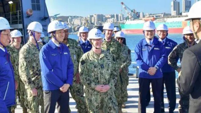 美 해군참모총장, HD현대 조선소 방문…정기선과 마스가 논의