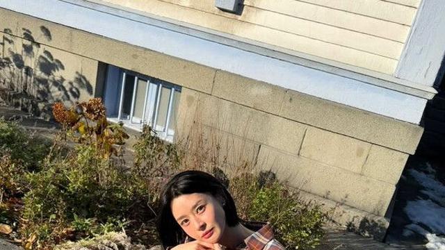 권나라 미모에 깜짝…단발도 어울려