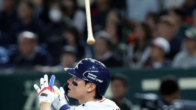 9회말 김주원의 극적 동점포…'한일전 11연패' 막고 일본과 무승부