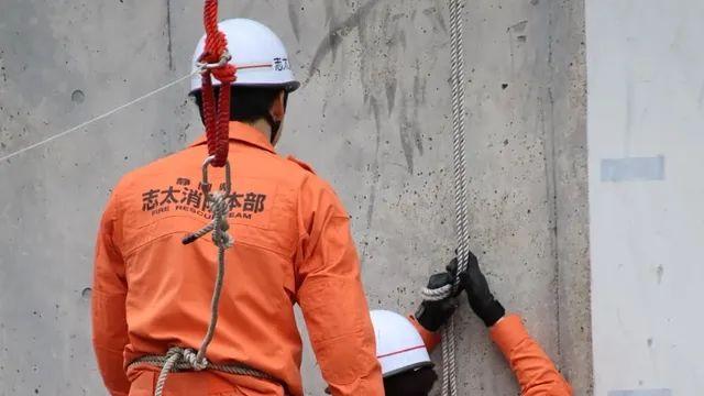 일본 소방기술 훈련 사진