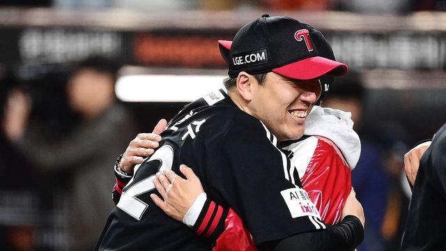 LG-김현수, 분명 '같은 곳' 바라보고 있었는데…'박찬호·강백호' 최대어보다 뜨거워진 '30대 후반' 베테랑 거취 논란