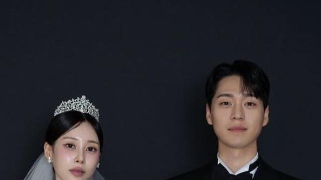 박소현 아나운서, 웨딩화보 공개…예비 신랑은 LCK 해설 고수진