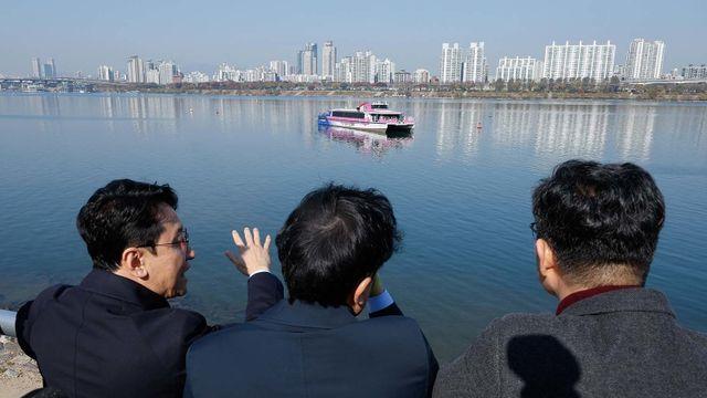 수심 1.47m에 박힌 한강버스... 국힘 