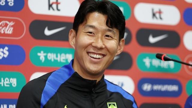 전혀 몰랐네…손흥민 “가나 감독님, 사실 어려울 때 나 도와주신 분”