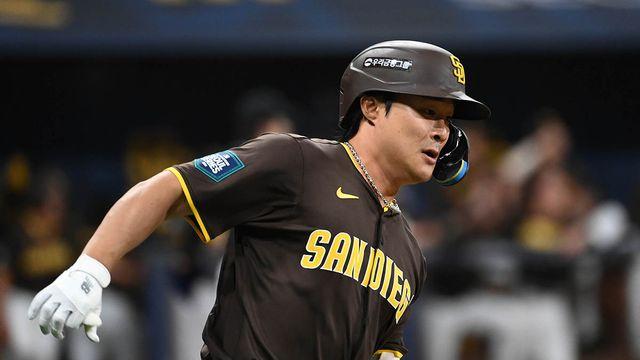 '예측 불허' FA 김하성 행선지, 돌고돌아 친정팀? SD 복귀설 솔솔…