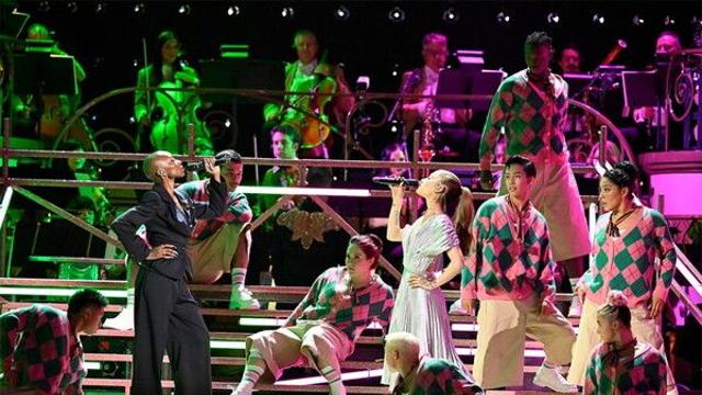 신시아 에리보X아리아나 그란데 'NBC 스페셜쇼', 안방 1열서 본다...'위키드: 원더풀 나이트 콘서트' 웨이브 공개